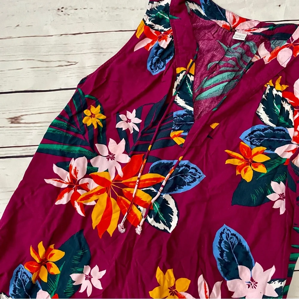 Old Navy purple floral Hawaiian dress - Picture 4 of 7